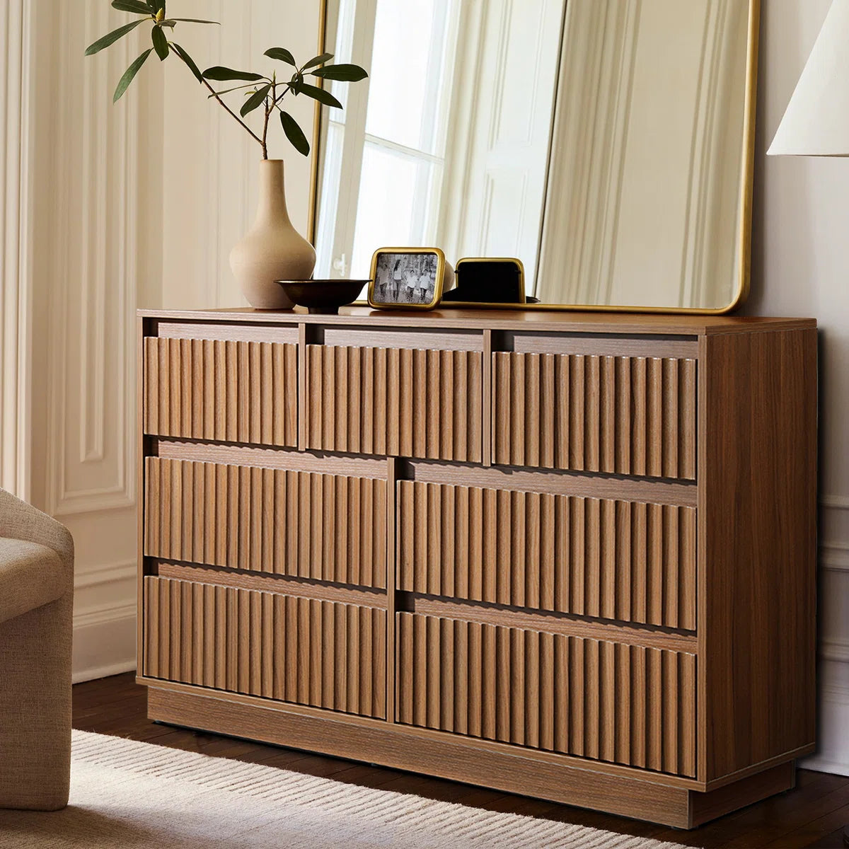 KOLIGEY 7-Drawer Dresser 47"W Double Dresser With Waveform Fluted Panel